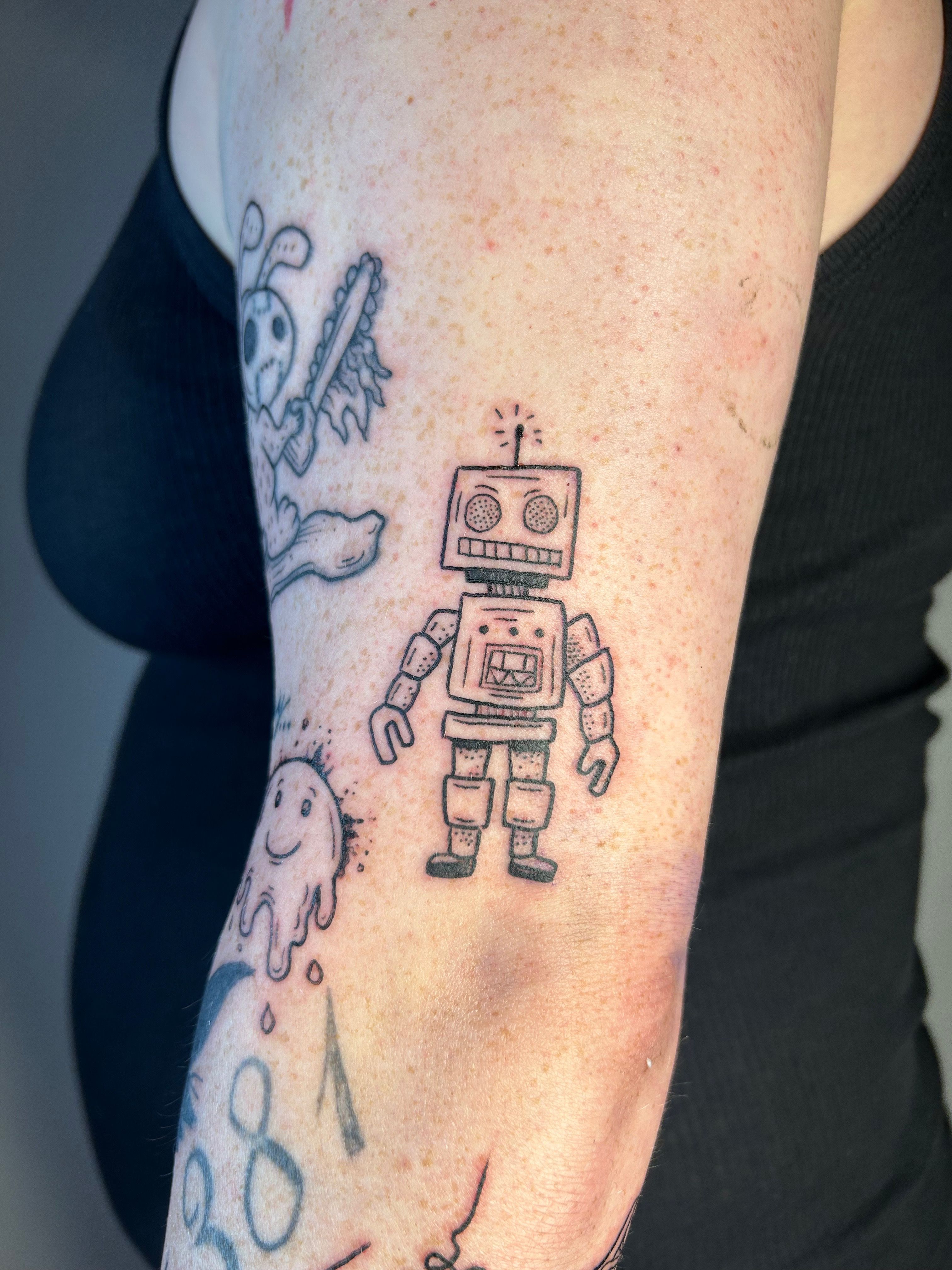 kick #ass #little #robot #tattoo #Art#by @hoshiko_art #fi… | Flickr