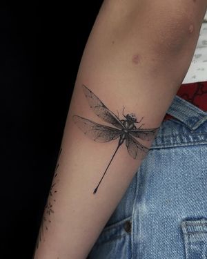 • Dragonfly • micro realistic piece by our resident @cat_vaska116 
Vas has a few slots left in October and currently taking bookings for November!
Books/info in our Bio: @southgatetattoo 
•
•
•
#dragonfly #dragonflytattoo #microrealism #microrealistictattoos #londontattoo #enfield #southgatepiercing #blackworktattoo #southgateink #realistictattoo #southgate #northlondon #amazingink #finelinetattoo #southgatetattoo #londonink #london #londontattoostudio #sgtattoo #blackwork #northlondontattoo 