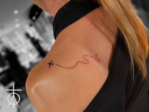 Fine Line Travel Tattoo by Claudia Fedorovici ( Ascetic Tattoo ) #finelinetattoo #traveltattoo #tattooartistsamsterdam #tempesttattooamsterdam #finelinetattooartist #claudiafedorovici