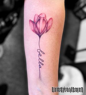 Fine Tattoo by Bobby Grey ( WitchinghourNL ) #finetattoo #floraltattoo #colortattoo #bobbygrey #tattooartistsamsterdam 