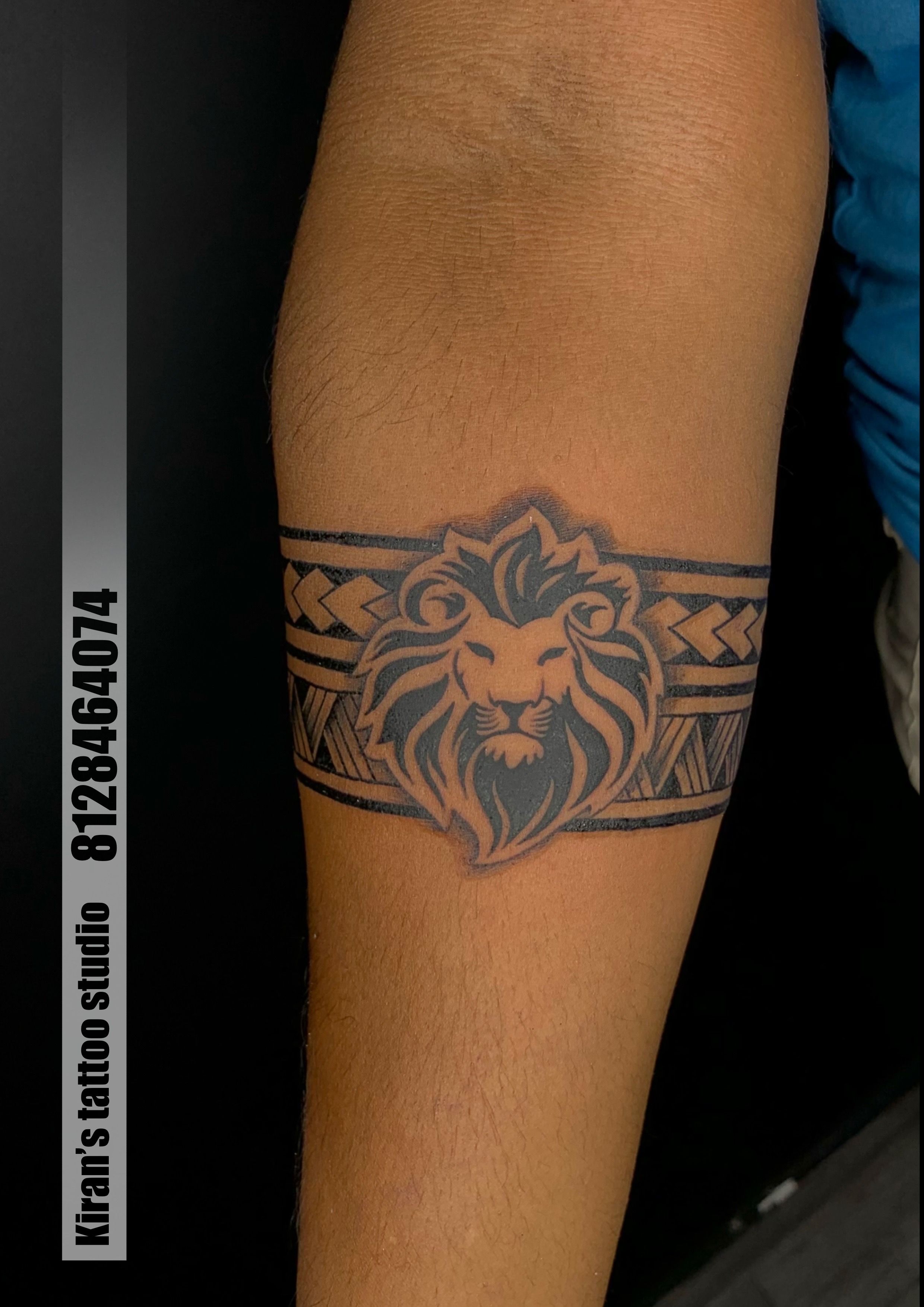 tattoo😘 Be brave be the lion 😎 #inkovativetattoos #tattoos #punjab  #ludhiana #viral #trending #liontattoo #bandtattoo #tattoo😘 video The  Inkovative Tattoos - ShareChat - Funny, Romantic, Videos, Shayari, Quotes