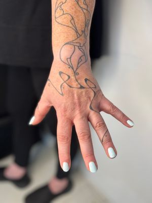 Experience a unique freehand, abstract design created by the talented Dan Bramfitt, also known as Danyul.