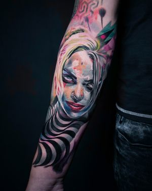 ❌Abstract Harley Quinn piece ❌#harleyquinn #abstract #tatauz #warszawa #dc #comics #komiks #polska #mazowieckie #sureal #streetart #geometria #pattern #portret #twarz #kobieta #przedramie #colortattoo #surralism #abstract