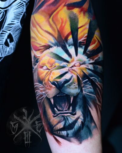 ❌ Alchemist Lion ❌ #tatuaz #warszawa #polska #lew #lion #king #kolor #lion #abstract #surrealism #pattern #geometry #forearm #tattoo #color #kolor #alchemy #mistycal #magic #alchemist #mage #symbol 