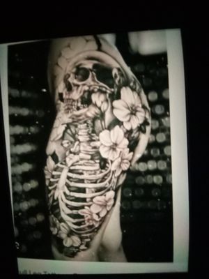 This is around what I want in my right hip but id like it slightly changed so it's unique, willing to pay $600 