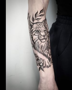 Get a fierce and detailed lynx tattoo with a sketchy illustrative style by the talented artist Helena Velazquez.