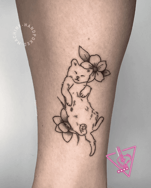 Machine & Stick and Poke Cat with Flowers Tattoo by Pokeyhontas at KTREW Tattoo - Birmingham UK
#tattoo #cattattoo #ankletattoo #handpoketattoo
