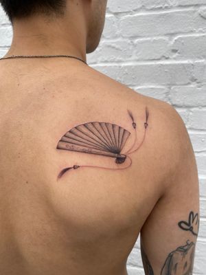 Get a unique and intricate dotwork fan design by the talented artist Charlie Macarthur. Stand out with this illustrative piece.