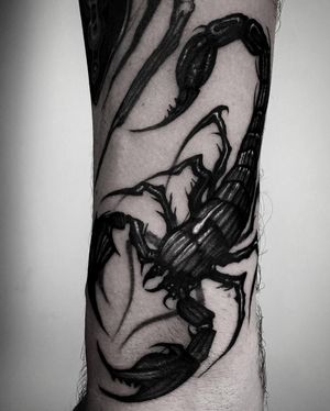• Scorpion • custom forearm blackwork piece by our resident @fla_ink 🦂 
Books/info in our Bio: @southgatetattoo 
•
•
•
#scorpiontattoo #scorpion #blackwork #darktattoo #blackworktattoo #northlondontattoo #southgatepiercing #sgtattoo #londonink #northlondon #southgatetattoo #londontattoostudio #londontattoo #amazingink #southgate #enfield #southgateink #london 