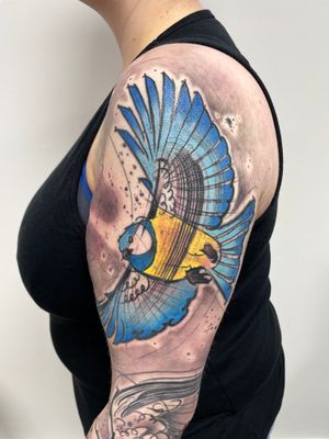 Get a unique illustrative tattoo of a bird in watercolor style, sketched by Hannah Keuls, known for her artistic flair and attention to detail.
