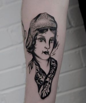 Get a stunning dotwork illustration of a French woman by the talented Ludo Matmut. Embrace tradition with a modern twist.