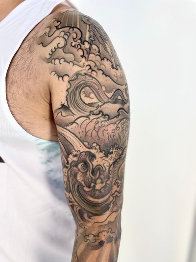 Experience the power and beauty of the Japanese culture with this stunning wave and dragon design by Hannah Keuls.