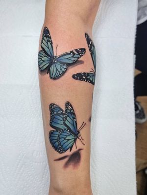 • Butterflies • colour realistic piece by our resident @f.eric_ Get in touch to book with Felipe in December! Books/info in our Bio: @southgatetattoo • • • #butterflies #bluebutterfly #colourrealism #butterfliestattoo #southgateink #london #northlondontattoo #enfield #southgatepiercing #amazingink #londontattoostudio #londonink #londontattoo #southgatetattoo #southgate #northlondon #sgtattoo 