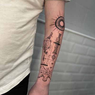 Experience Tas Kal's fine-line, geometric and illustrative style in this unique patchwork statue tattoo design.