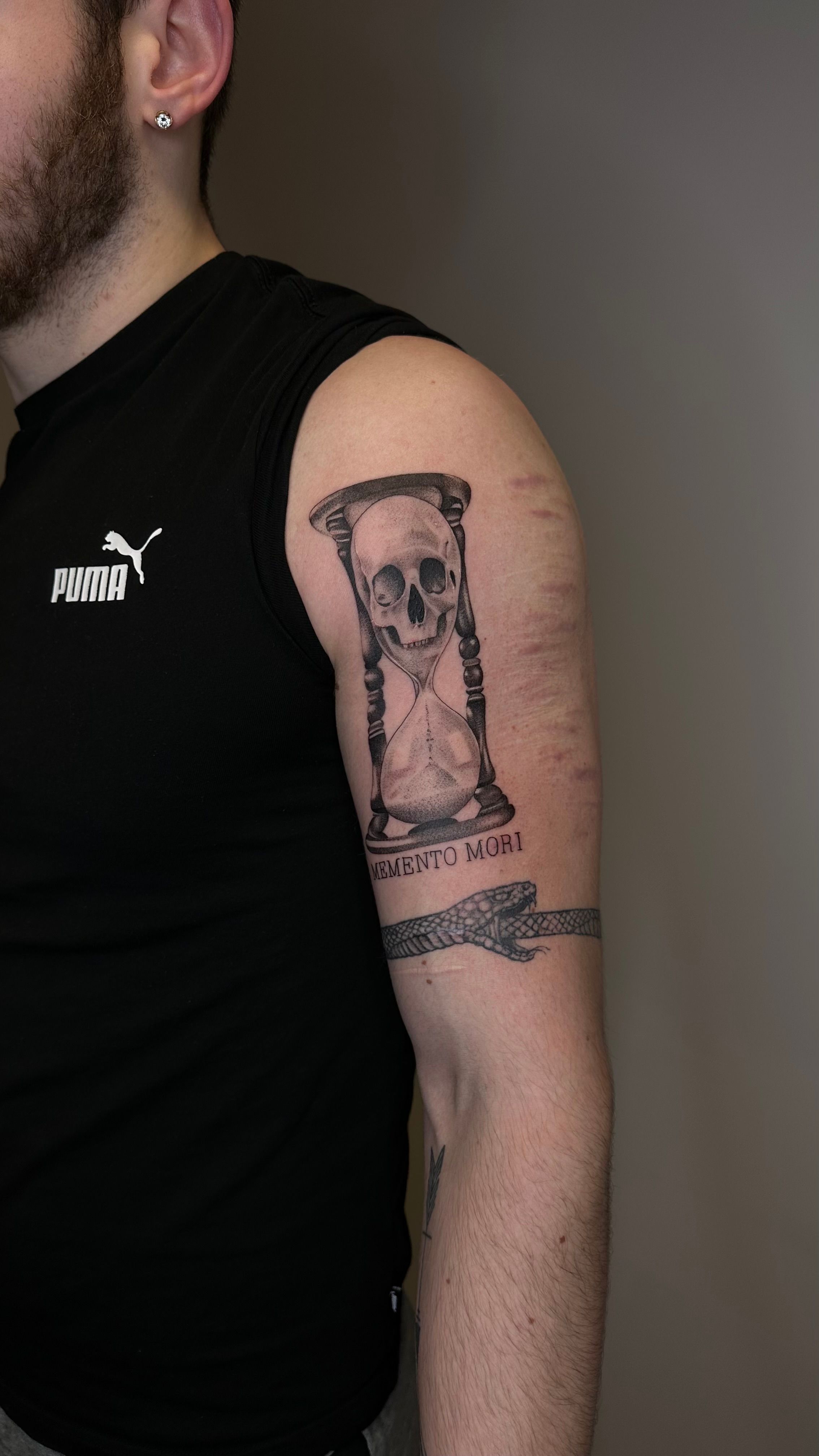 Line work done for my memento mori inspired tattoo- Joe at paradox tattoo  in bonney lake, wa : r/tattoos