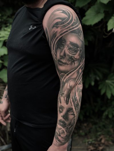 Skull and Woman Sleeve