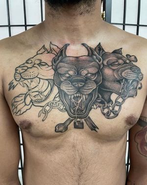 Two down, one to go ⛓️ Progress on Dan’s chest ⛓️