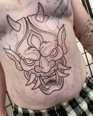 First session on this Hannya mask belly for Tom! Thanks mate 🙏