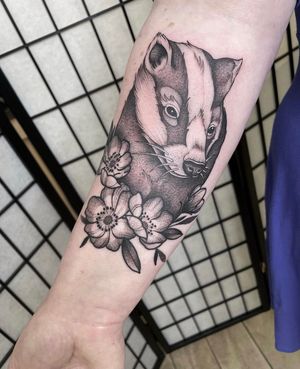 Cute floral badger piece for Katie 🦡 🌸 Thanks so much for a fun one!