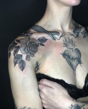 Get a stunning floral tattoo with this beautiful illustrative rose design by talented artist Claudia Smith.