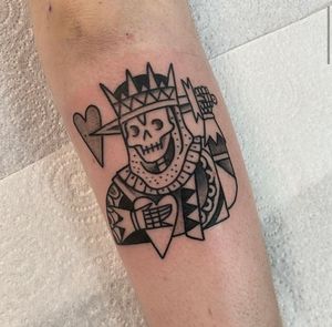 Get inked by Sam Waiting with this classic king of hearts design in traditional style, a timeless symbol of love and royalty.