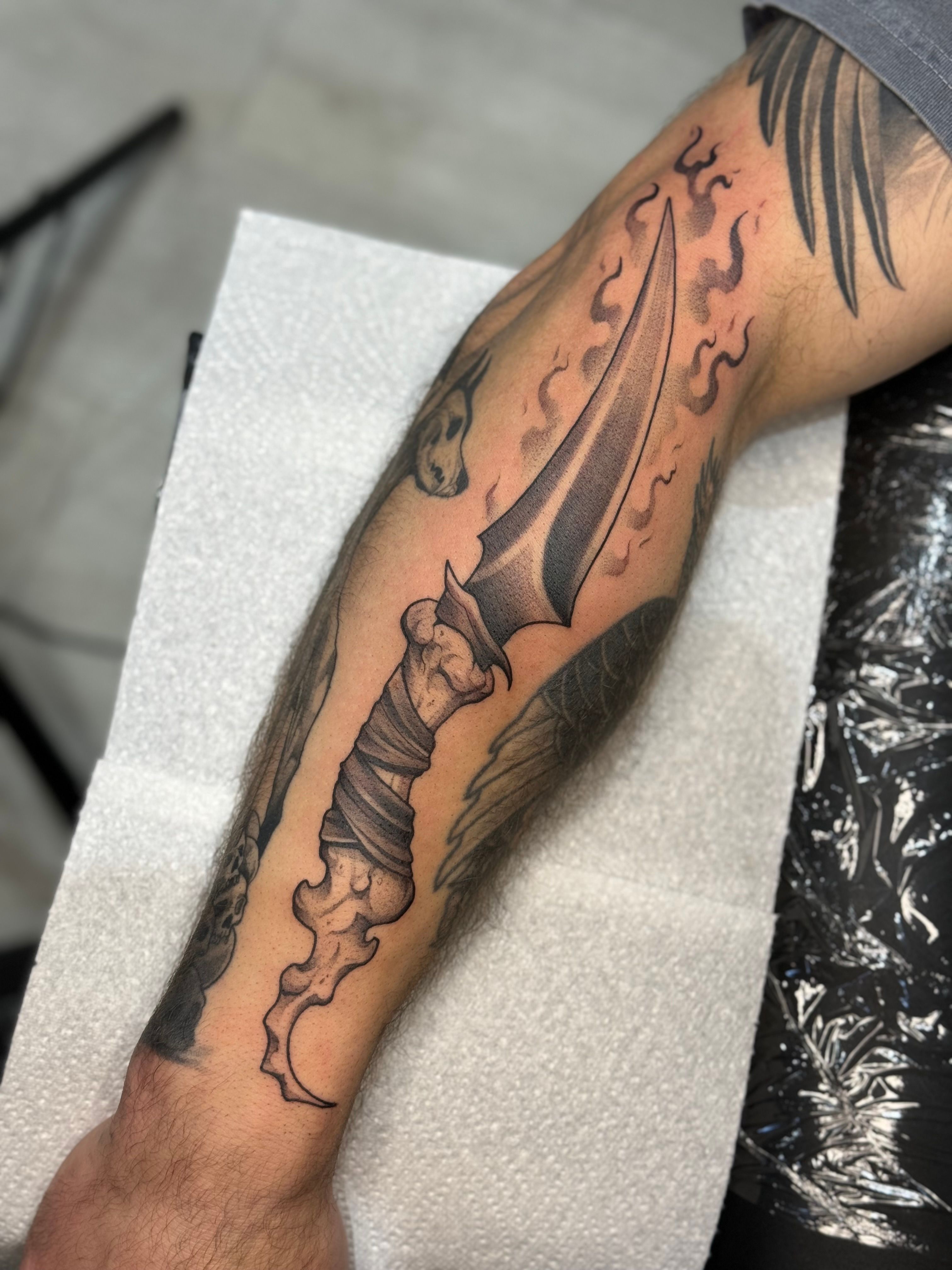 Trad Dagger | Rites of Passage Tattoo