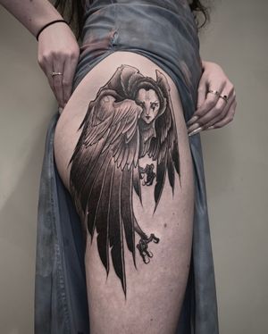Flash dark mythological harpy