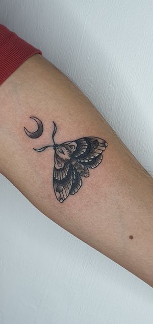 Neo traditional Fine line moon and moth 