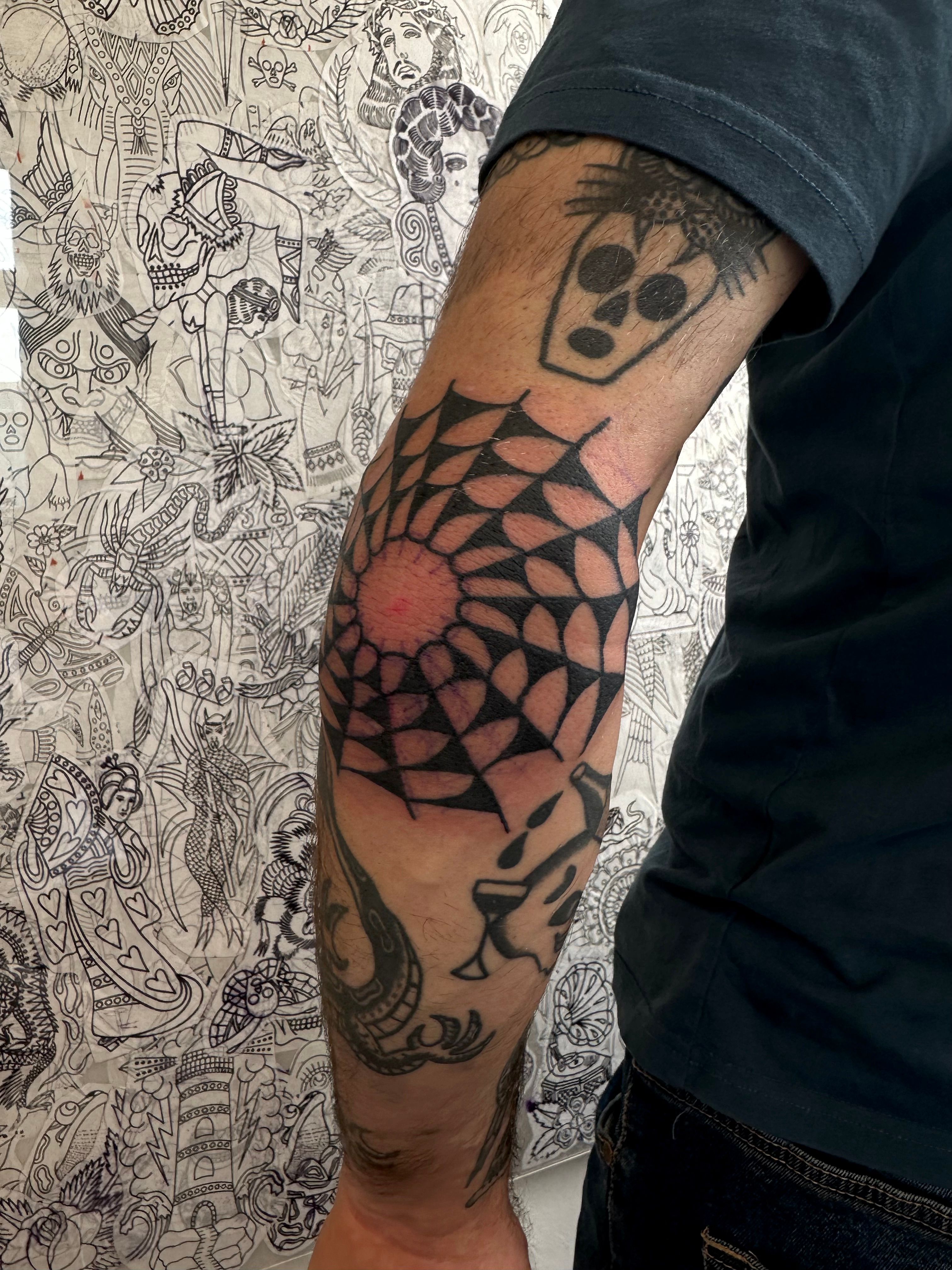 What Are Neo Traditional Tattoos? 45 Best Neo Traditional Tattoo Ideas &  Designs | YourTango