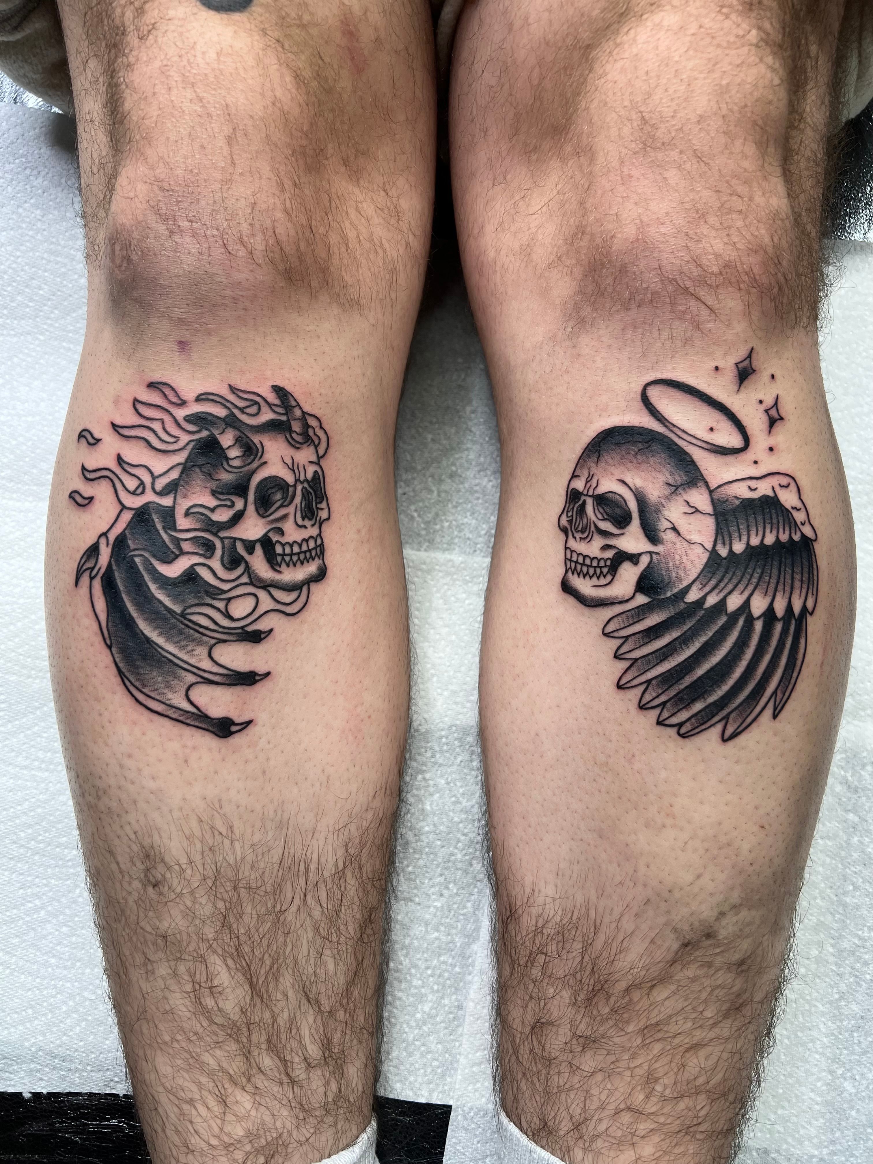 Med Tech. Запись со стены. | Small skull tattoo, Tattoos for guys, Skull  tattoo design