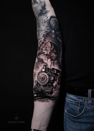- Steam Train - 
•
https://www.roudolfdimovart.com/