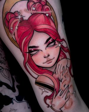 Space Babe done at a tattoo convention.Tattoo by Nikki Swindle #NikkiSwindle #tattoodo #tattoodoapp #tattoodoappartists #besttattoos #awesometattoos #tattoosforgirls #tattoosformen #cooltattoos #neotraditional #neotradtattoo #ladyfacetattoo