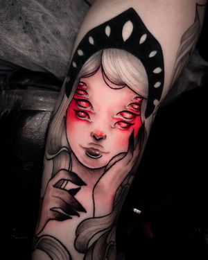 The Stalk from the graphic novel series Saga.Tattoo by Nikki Swindle #NikkiSwindle #tattoodo #tattoodoapp #tattoodoappartists #besttattoos #awesometattoos #tattoosforgirls #tattoosformen #cooltattoos #ladyfacetattoo #Saga #thestalk 