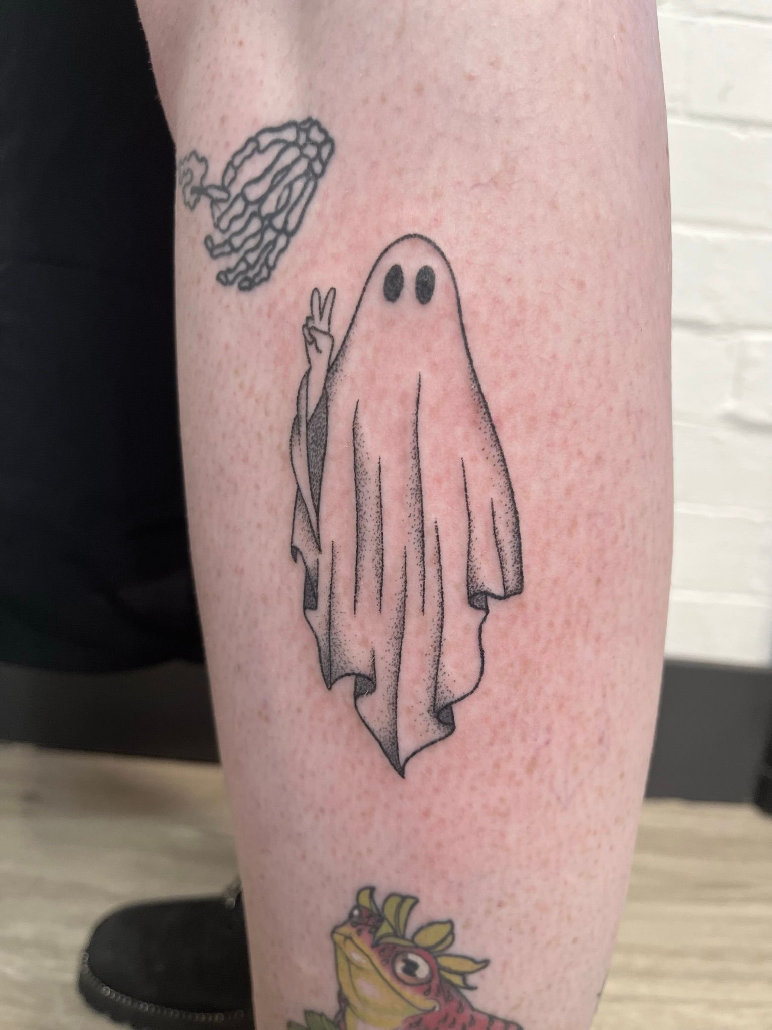 Sheet ghost by Amanda Kryla at Black Heart Tattoo in Coventry RI : r/tattoos