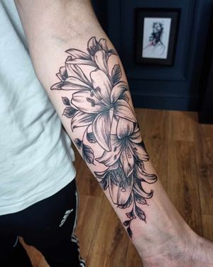 Always love tattooing lilies :)