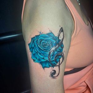 A blue rose entwined with a treble clef, had so much fun with this. I don't get to do much colour so really love getting the opportunity!