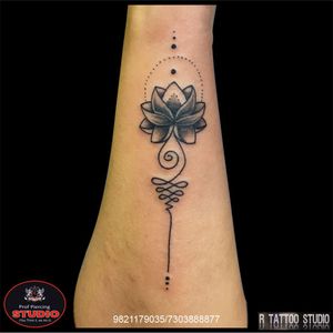 Lotus With Unalome Tattoo.. #lotus #unalome #lotustattoo #unalometattoo #pure #tattoo #tattooed #tattooing #tattooidea #tattooideas #tattoogallery #artist #artwork #rtattoo #rtattoos #rtattoostudio #ghatkopar #ghatkoparwest #mumbai #india