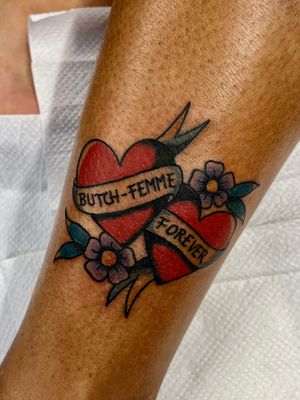 Get a classic heart tattoo with bold lines and vibrant colors, expertly done by tattoo artist Clara Colibri.