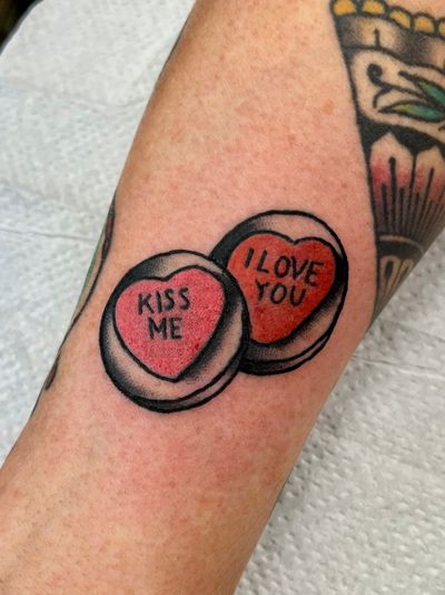 Express your love for makeup with this beautifully detailed lipstick tattoo by the talented artist Clara Colibri. Perfect for makeup enthusiasts!