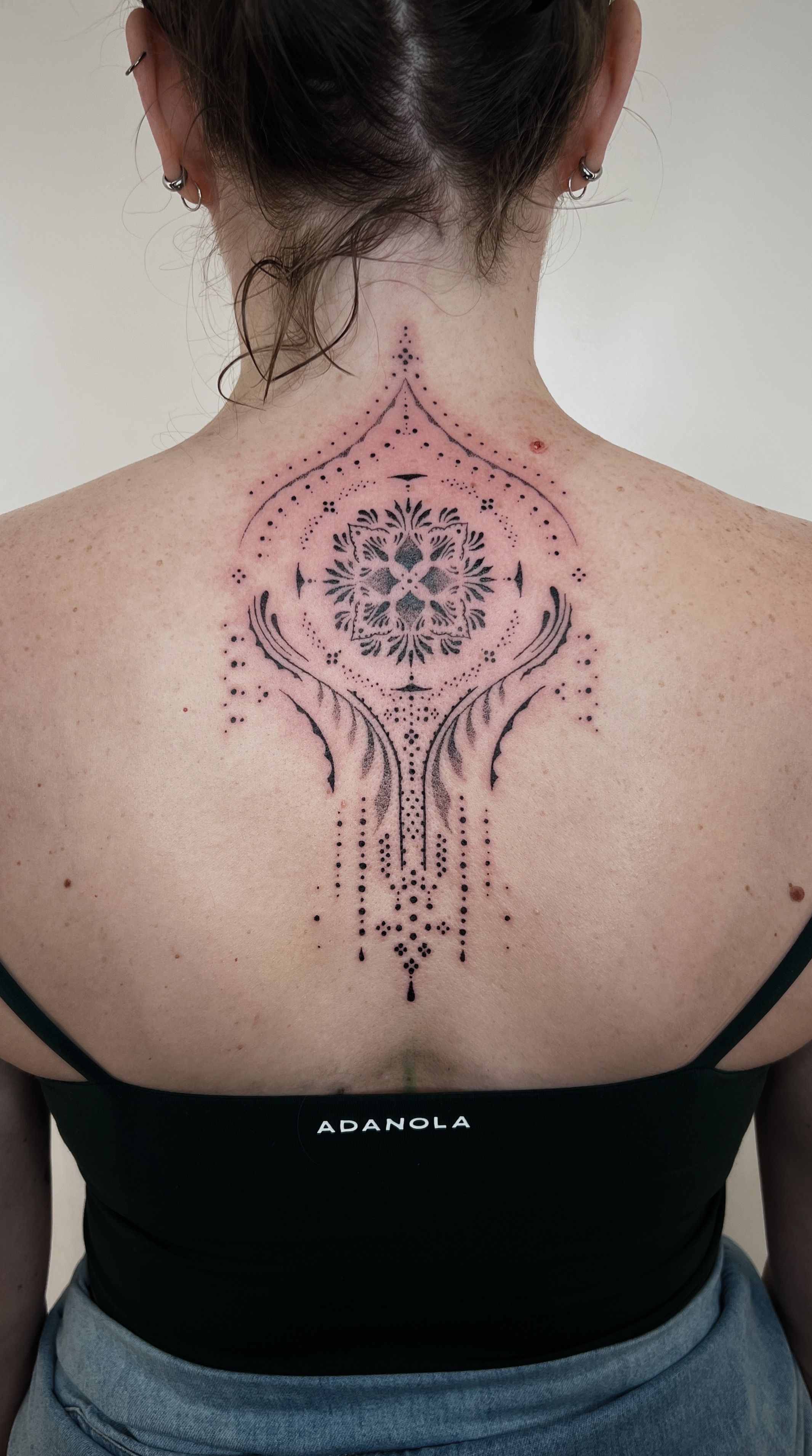 Pin by Amna Alissawi on يد | Arabic tattoo, Body art tattoos, Tattoo quotes