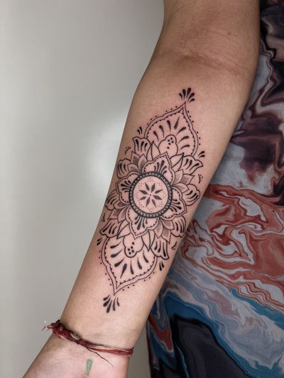 Mehndi/henna inspired forearm piece by Tahsena Alam.