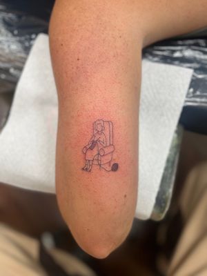 Fine line tattoo of a granny, expertly done by Clayton Jeremiah. Capturing the essence of wisdom and love in a unique style.