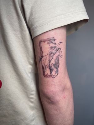 Discover the intricate beauty of dotwork with this handmade tattoo by Andrew Maher. Subtle and unique, perfect for minimalistic tattoo lovers.