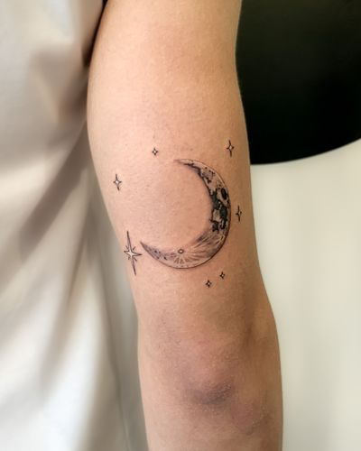 Black and grey moon and stars 