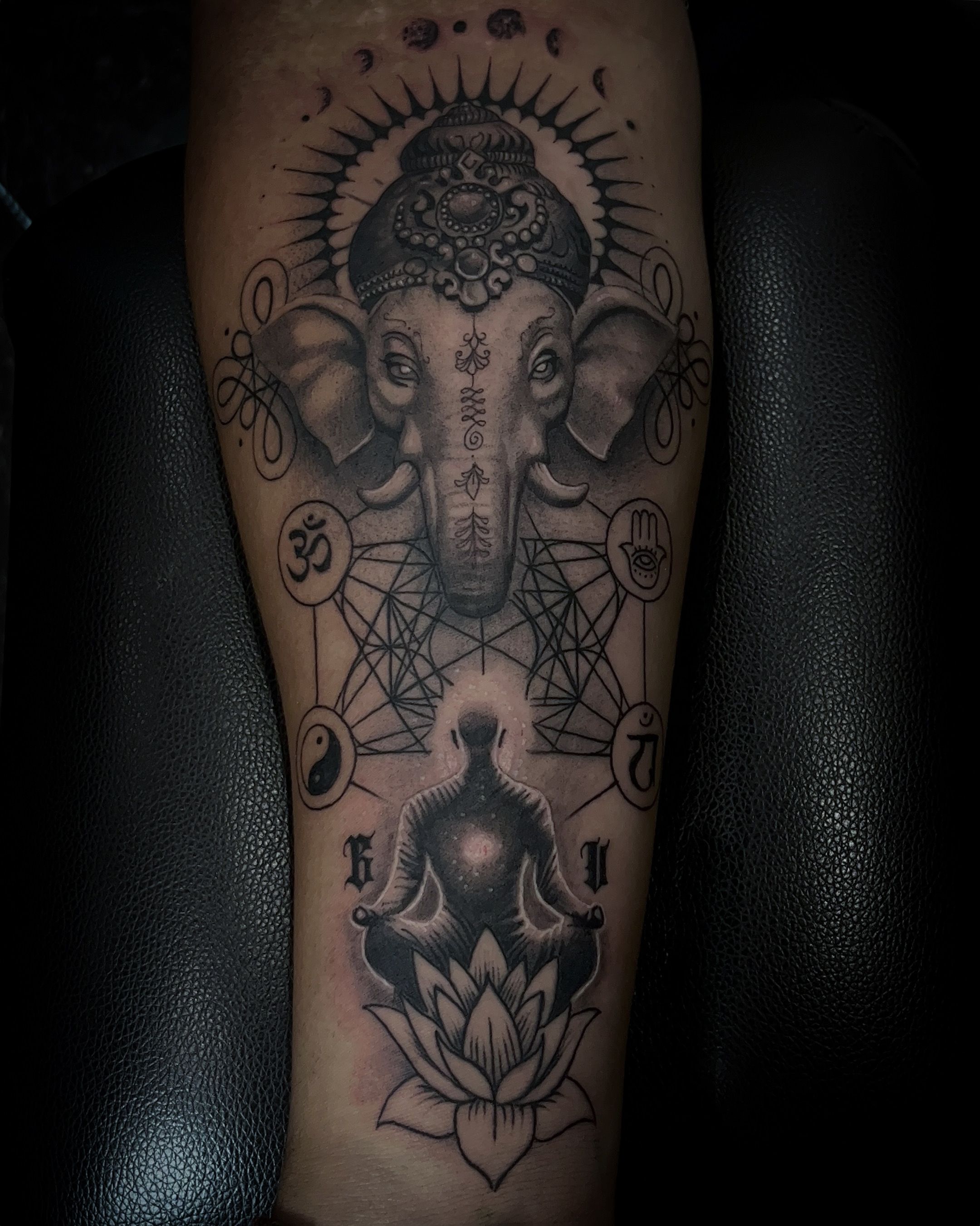10 Ganesh Tattoo Design Ideas That Everyone Can Try | Elephant tattoos,  Ganesha tattoo, Ganesh tattoo