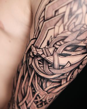 "Experience the visual poetry of Nordic heritage with this neoviking tattoo, an expressive blend of tradition and modernity."
