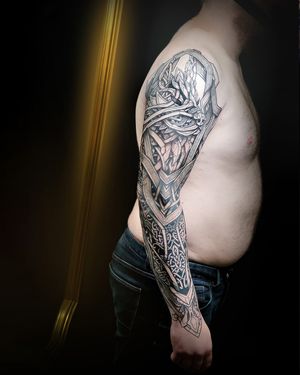 "A striking blend of neoviking art and modern tattooing, this inked masterpiece narrates a tale of strength and heritage."
