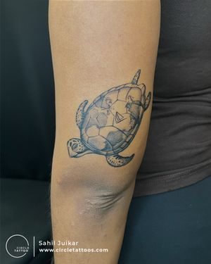 Turtle tatoo done by Sahil Juikar at Circle Tattoo Dadar