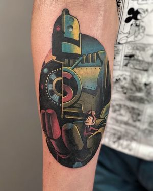 • The Iron Giant • custom piece by our resident @f.eric_ 
Get in touch to book with Felipe!
Books/info in our Bio: @southgatetattoo 
•
•
•
#irongianttattoo #irongiant #colourtattoo #northlondon #northlondontattoo #enfield #sgtattoo #amazingink #southgatetattoo #londontattoostudio #londonink #southgatepiercing #southgate #southgateink #londontattoo #london 