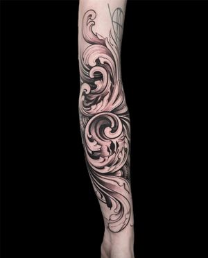 Discover the intricate beauty of Avi's illustrative filigree tattoo, a stunning design that will stand out on your skin.